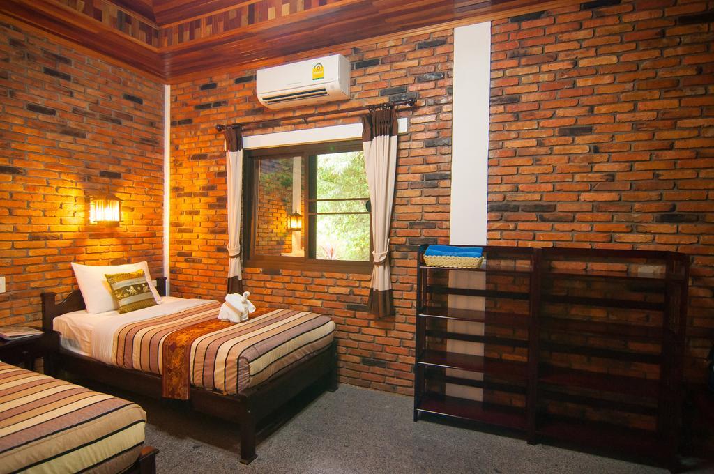 Hotel Khaosok And Spa Khao Sok National Park Oda fotoğraf