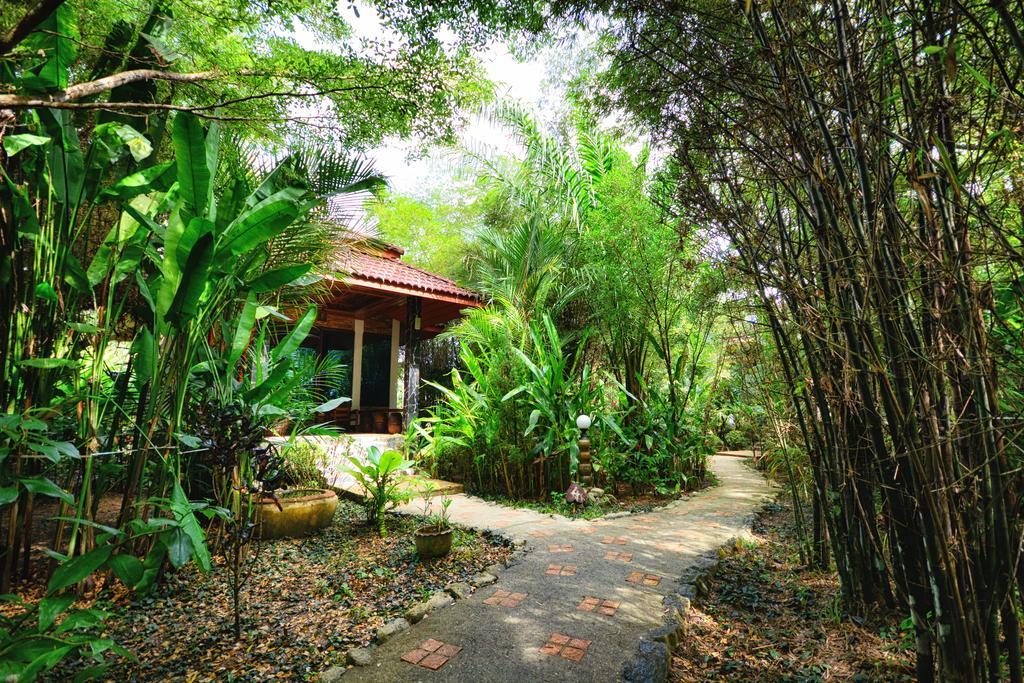 Hotel Khaosok And Spa Khao Sok National Park Dış mekan fotoğraf